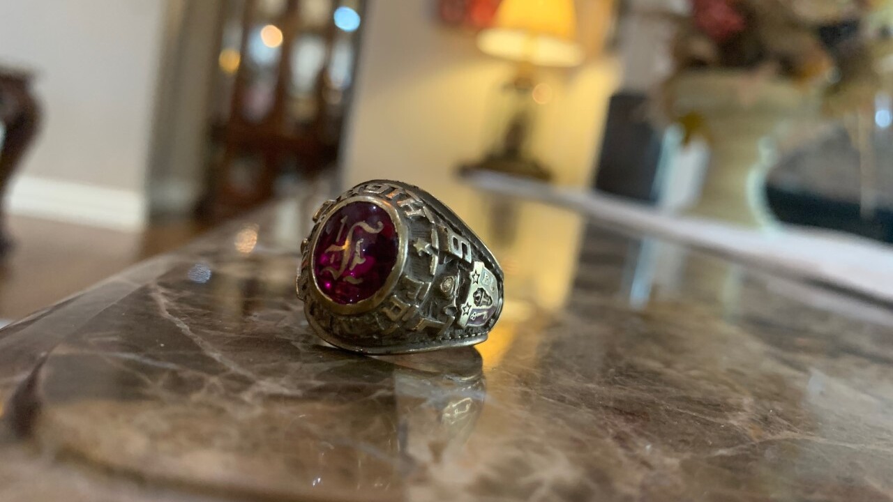 high school class ring